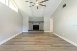 2021 Valley Dr, Dunedin, FL 34698 - Photo 19