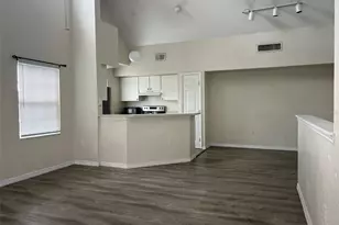 9846 Lake Chase Island Way, Tampa, FL 33626 - Photo 3