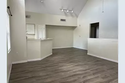 9846 Lake Chase Island Way, Tampa, FL 33626 - Photo 27