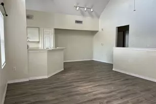 9846 Lake Chase Island Way, Tampa, FL 33626 - Photo 27