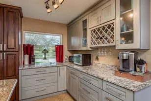 6377 13th Ave N, Saint Petersburg, FL 33710 - Photo 13