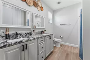 3414 Riverview Dr, Tampa, FL 33604 - Photo 9