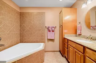 1488 Laconia Dr E, Clearwater, FL 33764 - Photo 9