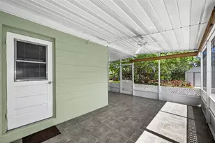 5901 10th St N, Saint Petersburg, FL 33703 - Photo 29
