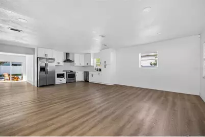 4618 W Pearl Avenue, Tampa, FL 33611 - Photo 5