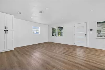4618 W Pearl Avenue, Tampa, FL 33611 - Photo 3