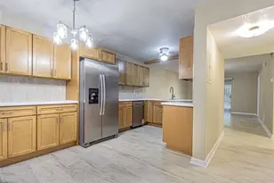 11201 122nd Ave, Largo, FL 33778 - Photo 3