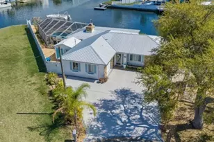 4208 Des Prez Ct, Hernando Beach, FL 34607 - Photo 3