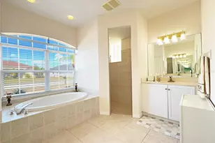 9011 Province St, Sarasota, FL 34240 - Photo 13