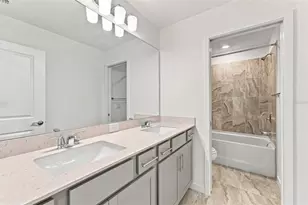 7923 Palm Paradise Pl, Parrish, FL 34219 - Photo 15