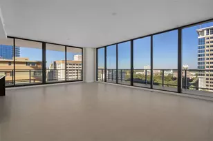 275 1st Ave S, Saint Petersburg, FL 33701 - Photo 9