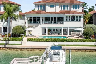 19 Bayfront Ct S, Saint Petersburg, FL 33711 - Photo 1
