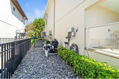 19 Bayfront Court S, Saint Petersburg, FL 33711 - Photo 47