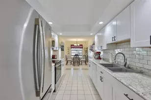 1809 Granville Ln, Sun City Center, FL 33573 - Photo 13