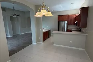 10401 Canary Isle Dr, Tampa, FL 33647 - Photo 5