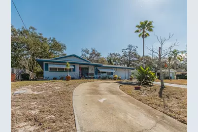 471 Sierra Circle E, Largo, FL 33770 - Photo 1