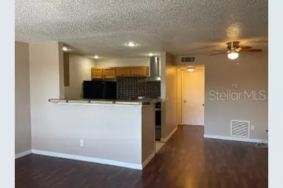 9105 W Hillsborough Avenue #I104, Tampa, FL 33615 - Photo 3