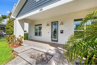 445 29th Avenue N, Saint Petersburg, FL 33704 - Photo 1