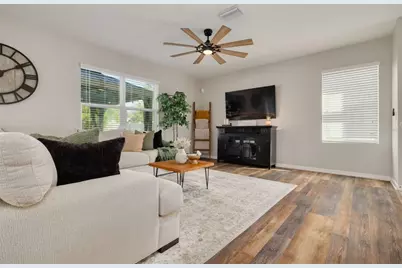 7518 Tuscan Bay Circle, Wesley Chapel, FL 33545 - Photo 13