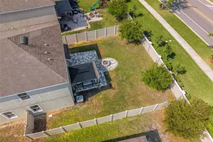 7518 Tuscan Bay Cir, Wesley Chapel, FL 33545 - Photo 21