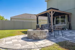 7518 Tuscan Bay Cir, Wesley Chapel, FL 33545 - Photo 21