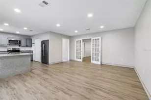 6705 Ralston Beach Cir, Tampa, FL 33614 - Photo 11