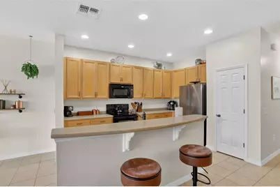 3060 Seaview Castle Drive, Kissimmee, FL 34746 - Photo 5