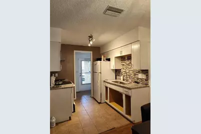 824 62nd Avenue NE, Saint Petersburg, FL 33702 - Photo 7