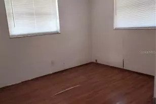 824 62nd Ave NE, Saint Petersburg, FL 33702 - Photo 9