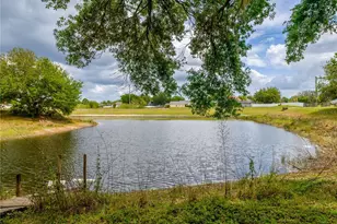 24180 Landing Dr, Lutz, FL 33559 - Photo 37