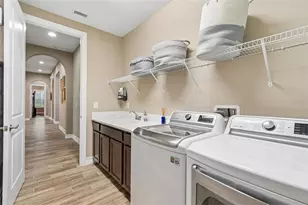 29190 Picana Ln, Wesley Chapel, FL 33543 - Photo 15