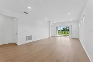 9931 Trellis Vine Wy, Parrish, FL 34219 - Photo 7