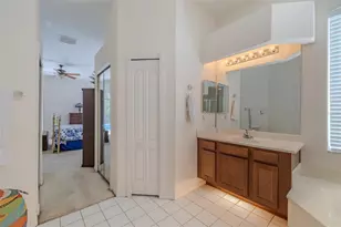 3732 Hollow Wood Dr, Valrico, FL 33596 - Photo 23