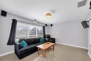 3623 W Gray St, Tampa, FL 33609 - Photo 21