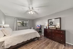 6080 80th St N, Saint Petersburg, FL 33709 - Photo 19