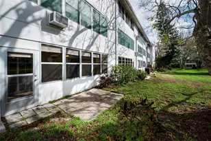 400 Glennes Ln, Dunedin, FL 34698 - Photo 29