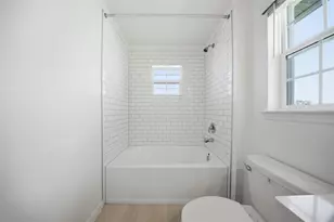 10848 Fanning Spgs Ln, New Port Richey, FL 34655 - Photo 21