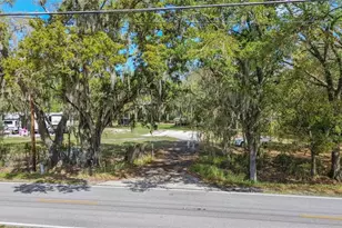 2015 W Socrum Loop Rd, Lakeland, FL 33810 - Photo 1