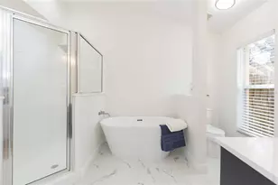 304 Apache Ln, Seffner, FL 33584 - Photo 23