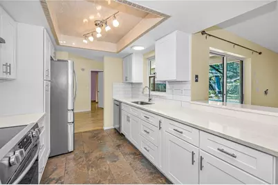 321 Arbor Drive E, Palm Harbor, FL 34683 - Photo 5