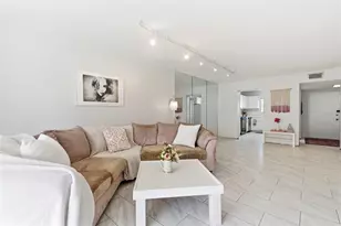 4595 Chancellor St NE, Saint Petersburg, FL 33703 - Photo 13