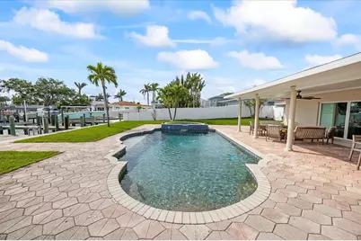 7886 9th Avenue S, Saint Petersburg, FL 33707 - Photo 49
