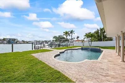 7886 9th Avenue S, Saint Petersburg, FL 33707 - Photo 51