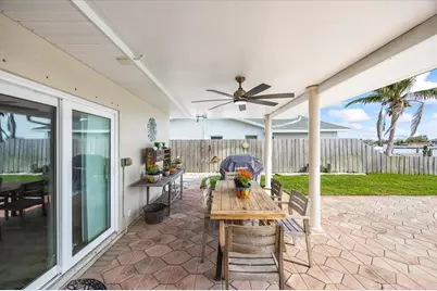 7886 9th Avenue S, Saint Petersburg, FL 33707 - Photo 33