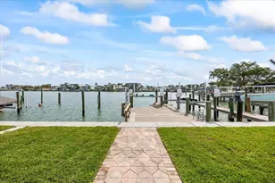 7886 9th Ave S, Saint Petersburg, FL 33707 - Photo 7