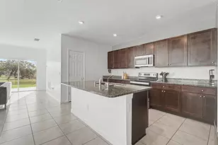 6938 Shelby Lynn Way, Zephyrhills, FL 33542 - Photo 7