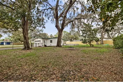 12902 Forest Hills Drive, Tampa, FL 33612 - Photo 25