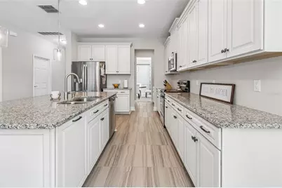 19328 Breynia Dr, Lutz, FL 33558 - Photo 17