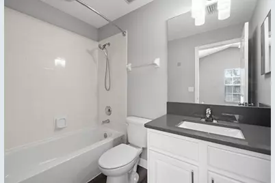 11231 Kapok Grand Circle, Saint Petersburg, FL 33708 - Photo 19