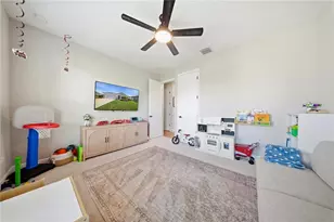 31605 Westbury Ests Ave, Wesley Chapel, FL 33545 - Photo 23